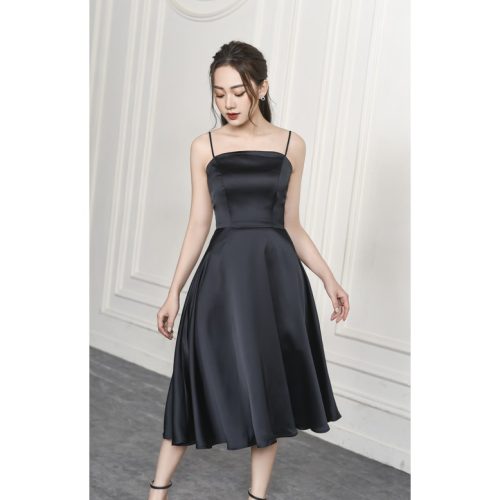 Silk Sleeveless Flared Midi Dress_6500220_KOISAN Brand_ชุดเดรสผ้าไหมสายเดี่ยวหรูหราและเย้ายวน