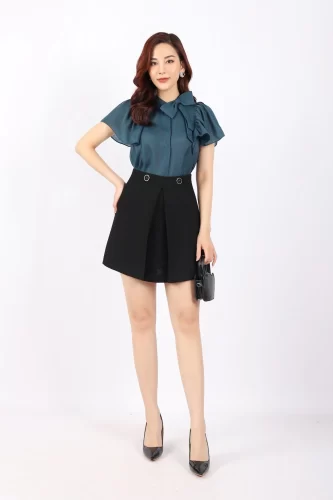 Puff Sleeve Silk Shirt With Bow Neck_FAS33480_PANTIO Brand_เสื้อเชิ้ตสไตล์ออฟฟิศทำจากผ้าไหมคอตรงแต่งโบว์และระบายปีกนางฟ้าให้มีสไตล์