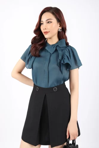 Puff Sleeve Silk Shirt With Bow Neck_FAS33480_PANTIO Brand_เสื้อเชิ้ตสไตล์ออฟฟิศทำจากผ้าไหมคอตรงแต่งโบว์และระบายปีกนางฟ้าให้มีสไตล์