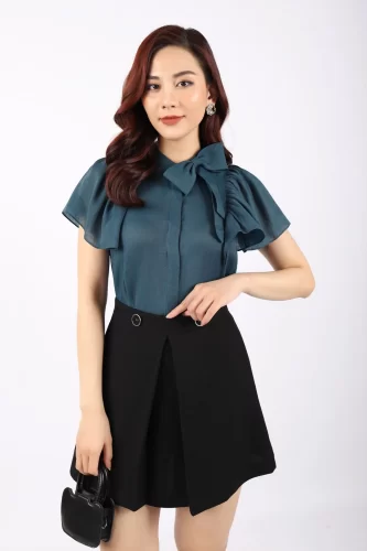 Puff Sleeve Silk Shirt With Bow Neck_FAS33480_PANTIO Brand_เสื้อเชิ้ตสไตล์ออฟฟิศทำจากผ้าไหมคอตรงแต่งโบว์และระบายปีกนางฟ้าให้มีสไตล์