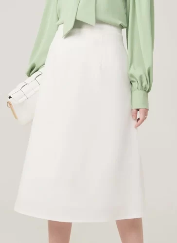 Nola White Long A Line Skirt_MI100.4_Miki Classic Brand_ชุดโนล่าสีขาว