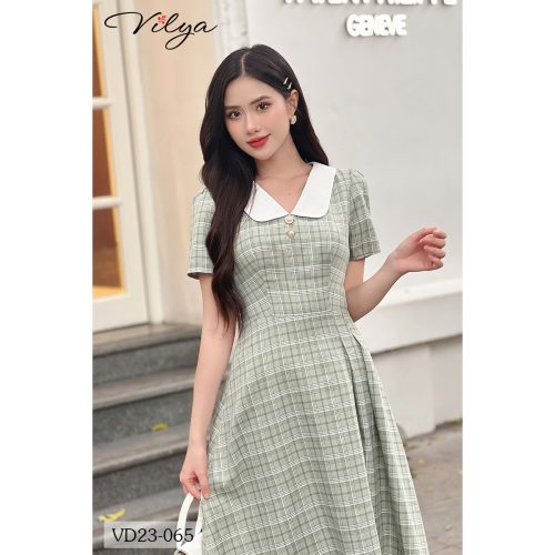 Green Striped White Neck Short A Line Dress With Button_VD23-065_Vilya Brand_ชุดเดรสทำงานลายตารางหมากรุกสีน้ำเงิน ปกและกระดุมสีขาว