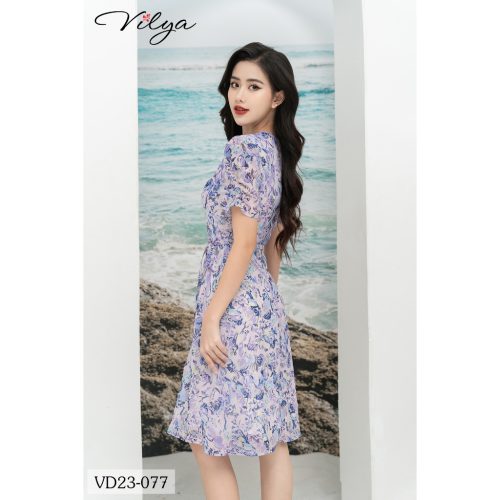 Floral Pattern V Neck Flared Midi Dress With Belt_VD23-077_Vilya Brand_เดรสคอวีลายดอกไม้แนวสตรีทพร้อมเข็มขัดคาดเอว