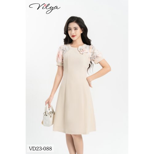 Cream Short Sleeve Flared Midi Dress With Flower Detailed_VD23-088_Vilya Brand_ชุดเดรสทำงานบานสีครีม แขนสั้นลายดอกไม้