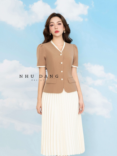 Vera Set_Half Sleeve Shirt+Pleated Skirt_NH112.9_Như Đặng Design Brand_เซตเสื้อเชิ้ตแขนสั้นและกระโปรงทำงานจับจีบสไตล์โมเดิร์น Vera