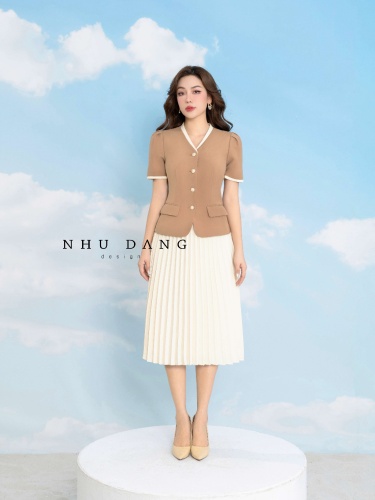 Vera Set_Half Sleeve Shirt+Pleated Skirt_NH112.9_Như Đặng Design Brand_เซตเสื้อเชิ้ตแขนสั้นและกระโปรงทำงานจับจีบสไตล์โมเดิร์น Vera