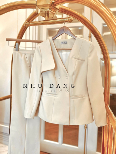 Vest Set_Vest+Pants+Silk Scarf_NH112.2_Như Đặng Design Brand_ชุดเสื้อกั๊กสีครีม มาพร้อมผ้าพันคอไหม