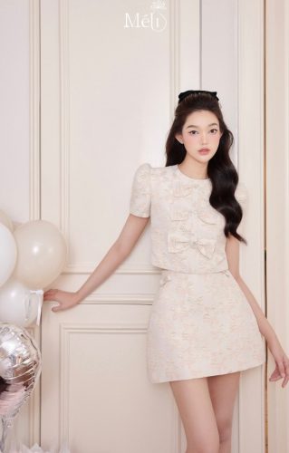 A Line Skirt_ME31.7_Méli Brand_กระโปรงสั้นผ้าลูกฟูกสีชมพู