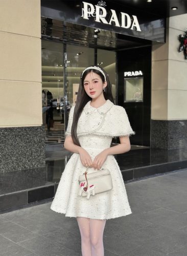 Tweed White Flared Mini Dress_ME31.5_Méli Brand_เดรสสั้นผ้าทวีตไหล่ระบายสีขาว