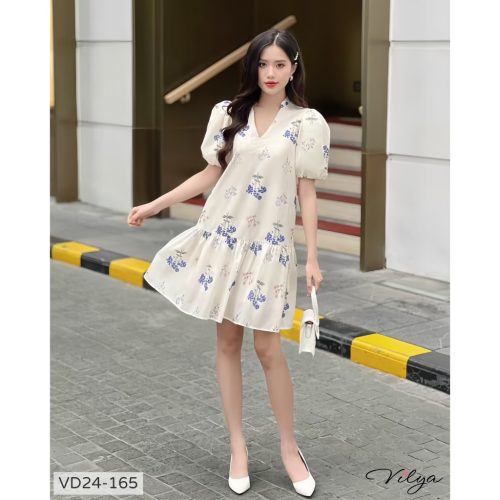 Puff Sleeve V Neck Silk Mini Dress_VD24-165_Vilya Brand_ชุดเดรสผ้าไหมแนวสตรีทคอวี แขนโบว์และเข็มขัดโบว์