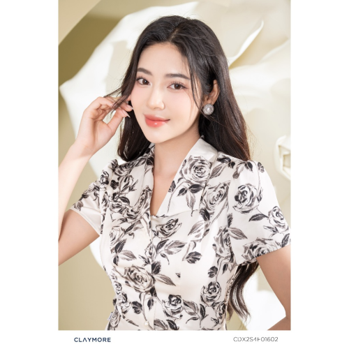 Floral Pattern Flared Midi Dress_CDX2S4F01602_Claymore Fashion Brand_Đầm xòe in hoa