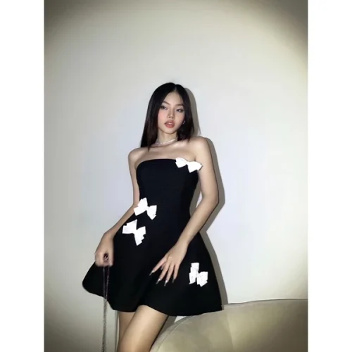 Rosé Mini Dress_LA45.24_Laneci Brand_ชุดเดรสสั้นผู้หญิงพร้อมสายรัดรูปตัว A และโบว์หรูหรา