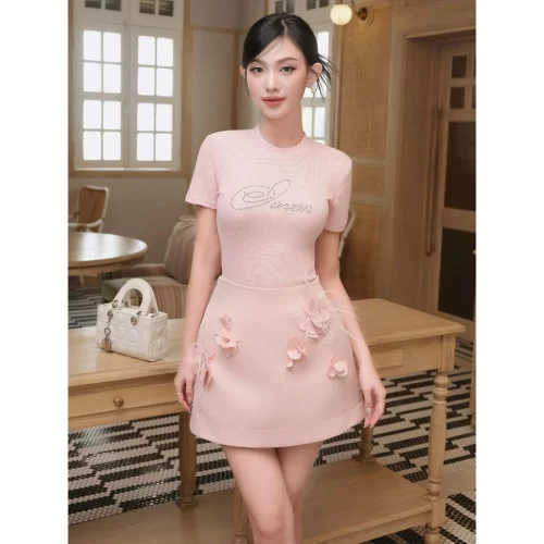 Rosa A Line Mini Skirt_JO202.26_Joven Brand_กระโปรงโรซาสตรีประดับขนนก