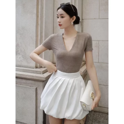 Lula Mini Skirt_JO202.34_Joven Brand_กระโปรง Lula Tung Bi ของผู้หญิงพร้อมกระโปรงจีบเป๋