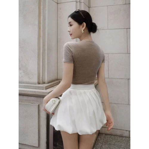 Lula Mini Skirt_JO202.34_Joven Brand_กระโปรง Lula Tung Bi ของผู้หญิงพร้อมกระโปรงจีบเป๋