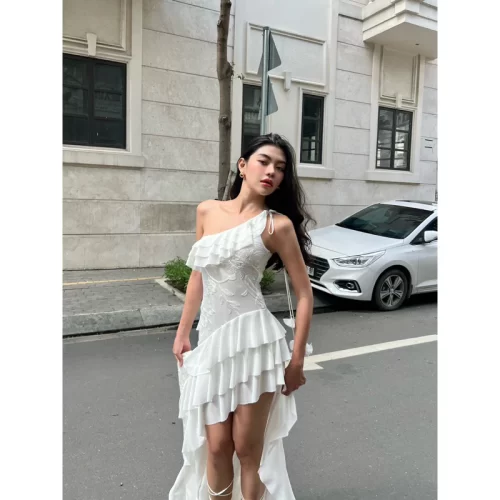 Venus Elasstic Mesh Long Dress_LA194.64_LACE Brand_VENUS ชุดเดรสตาข่ายลูกไม้ลายดอกไม้คุณภาพสูง