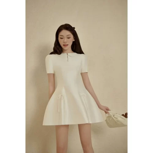 Short Sleeve Mini Dress_CO51.41_Colin Brand_เสื้อผ้าผู้หญิง เดรสสั้นคอบัวทรงพองมีโบว์ผูก