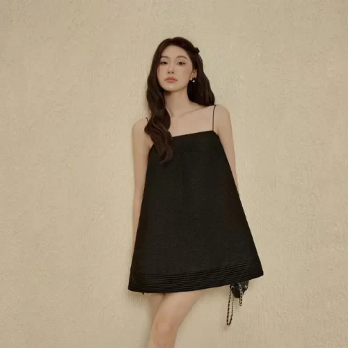 Babydoll Dress_CO51.42_Colin Brand_เดรสสั้นทรงเบบี้ดอล 2 สาย พร้อมเข็มขัดประดับลูกปัด