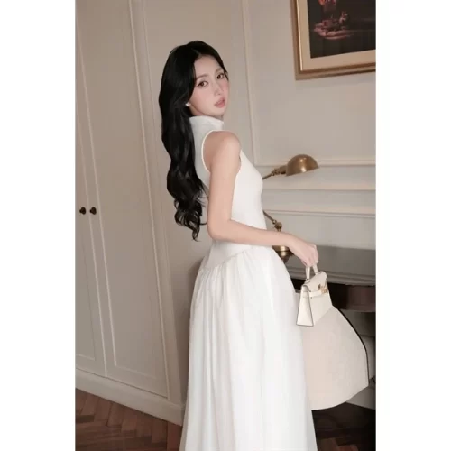 Raum Sleevless Maxi Dress_CO200.34_Cocobebe Brand_ชุดเดรสยาวแขนกุดบาน