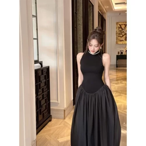 Raum Sleevless Maxi Dress_CO200.34_Cocobebe Brand_ชุดเดรสยาวแขนกุดบาน