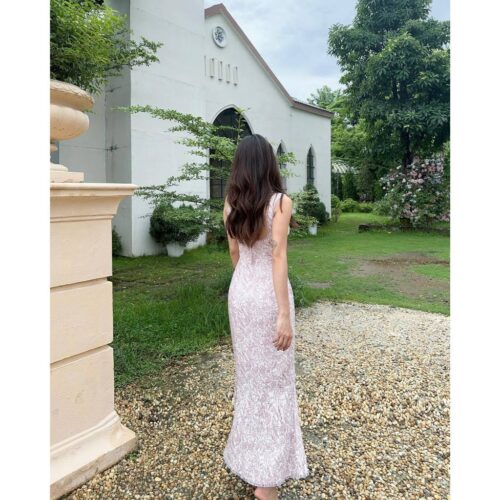 Marrie Maxi Dress_CL56.5_ClothesBar Brand_ชุดเดรสหางปลาประดับด้วยลูกไม้