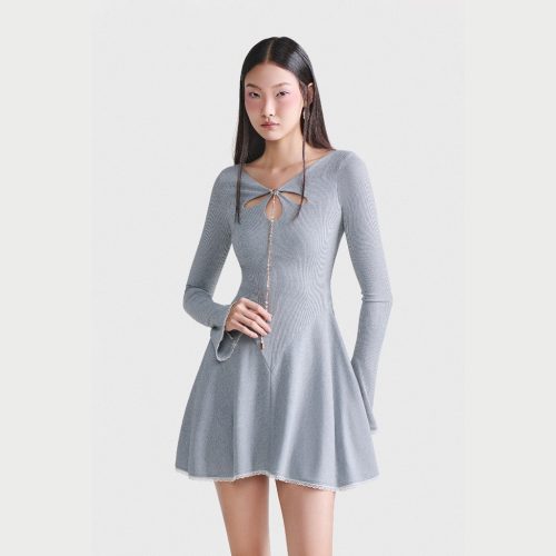 Clover Mini Dress_DE37.59_DEAR JOSÉ Brand_เดรสสั้นขอบลูกไม้แขนยาว