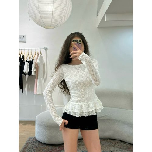 LuLu Blouse Top_BV.58.36_B’vilys Brand_เสื้อเชิ้ตลูกไม้แขนยาวมีซับ2ชั้นด้านหลังต่ำ